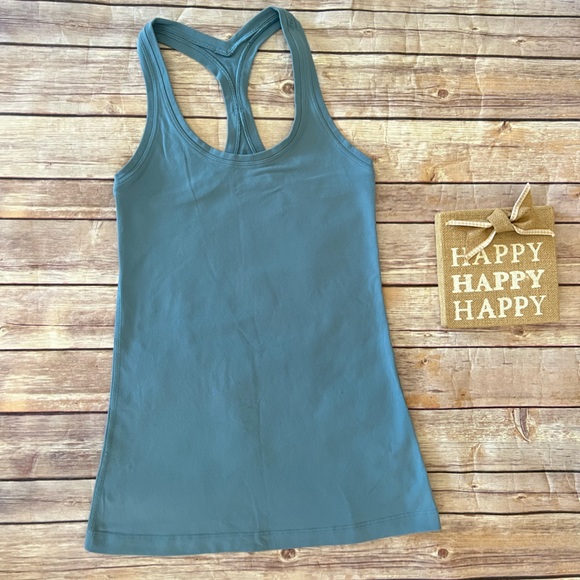 Lululemon Cool Racerback Tank in Blue- no tag 12in pit to pit - Picture 2 of 5